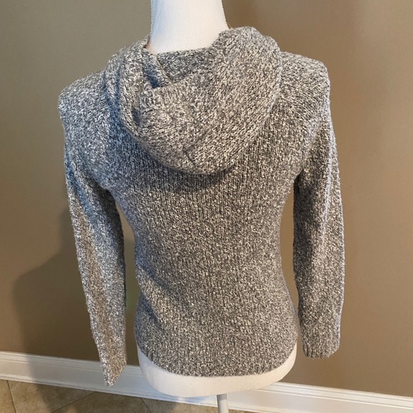 ❌SOLD❌Abercrombie kids Sweater - Picture 3 of 4
